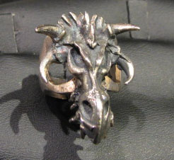 Dragon skull ring